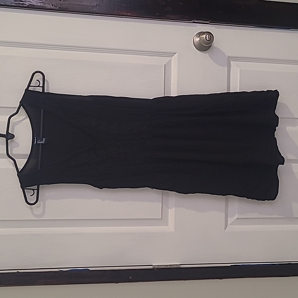 Forever 21 v-Neck Mini Black Dress